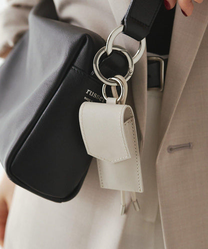 附唇形化妝包皮革掛飾