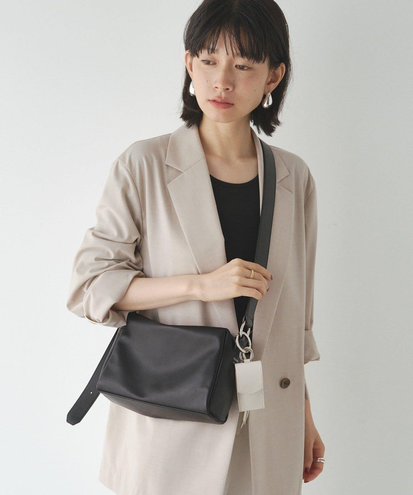 皮革方形肩揹包