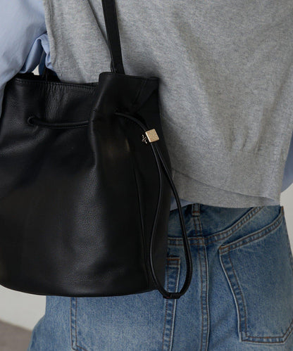 皮革提桶斜挎包