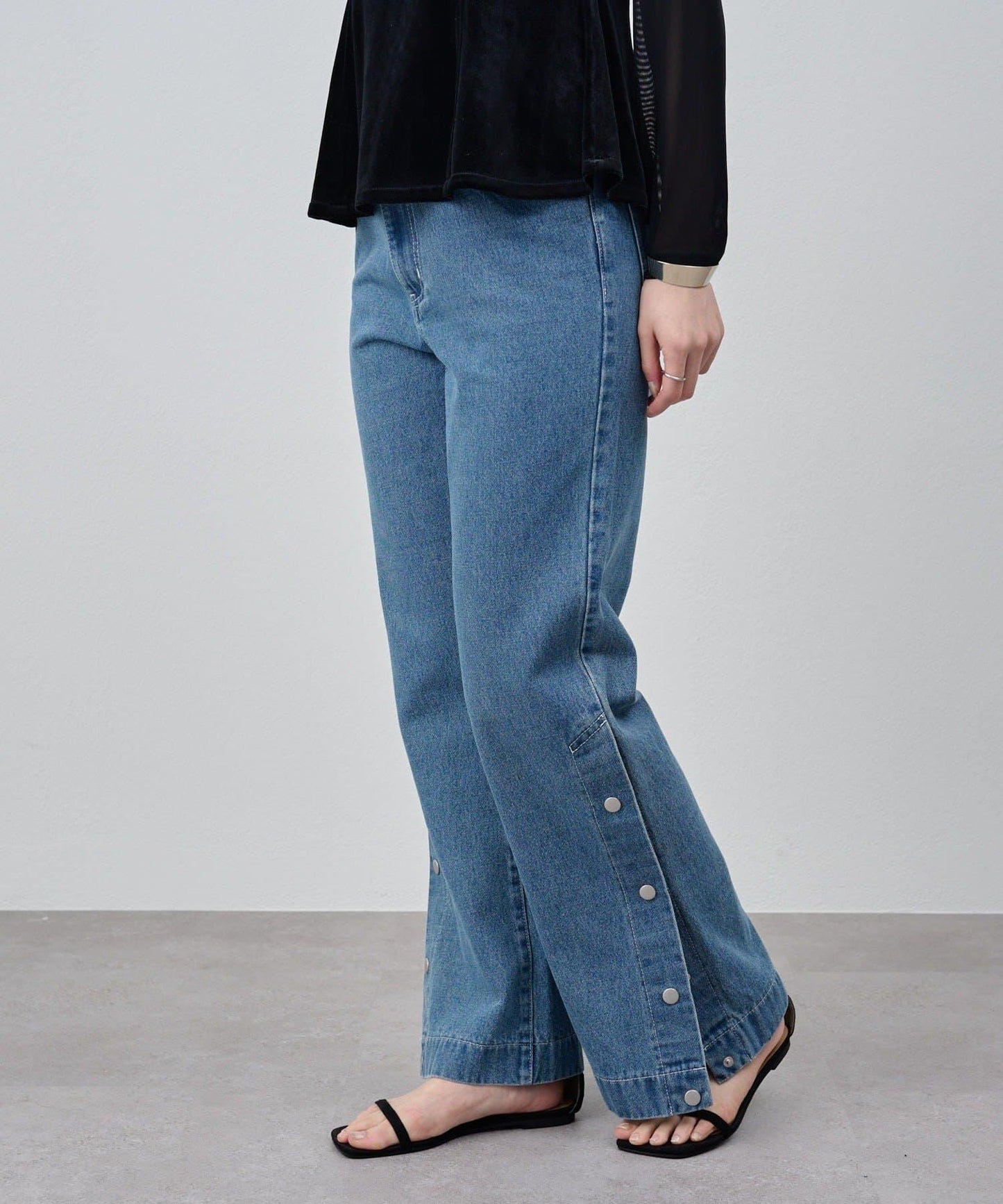 サイドボタンデニム