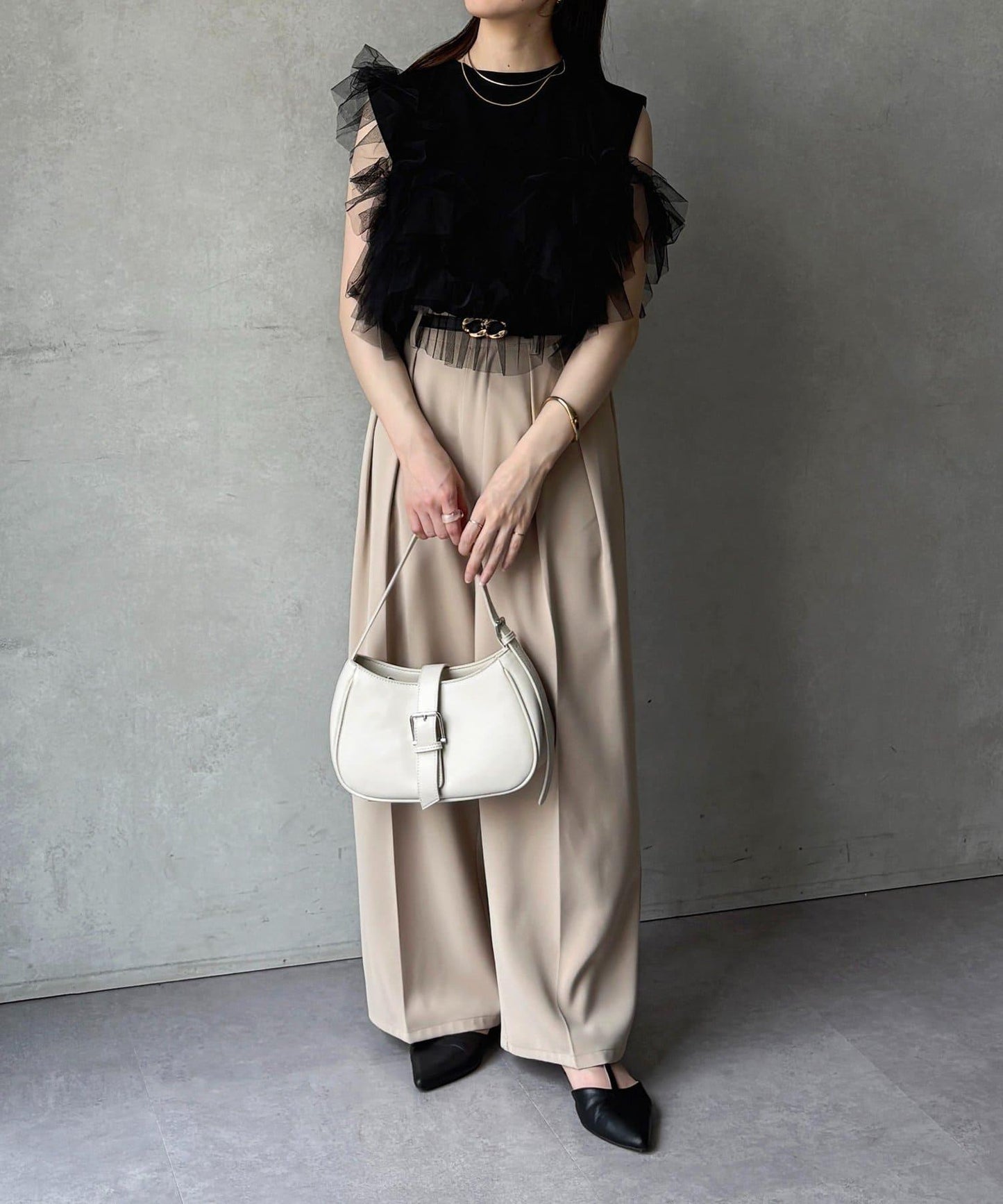 蕾絲背心拼接無袖上衣