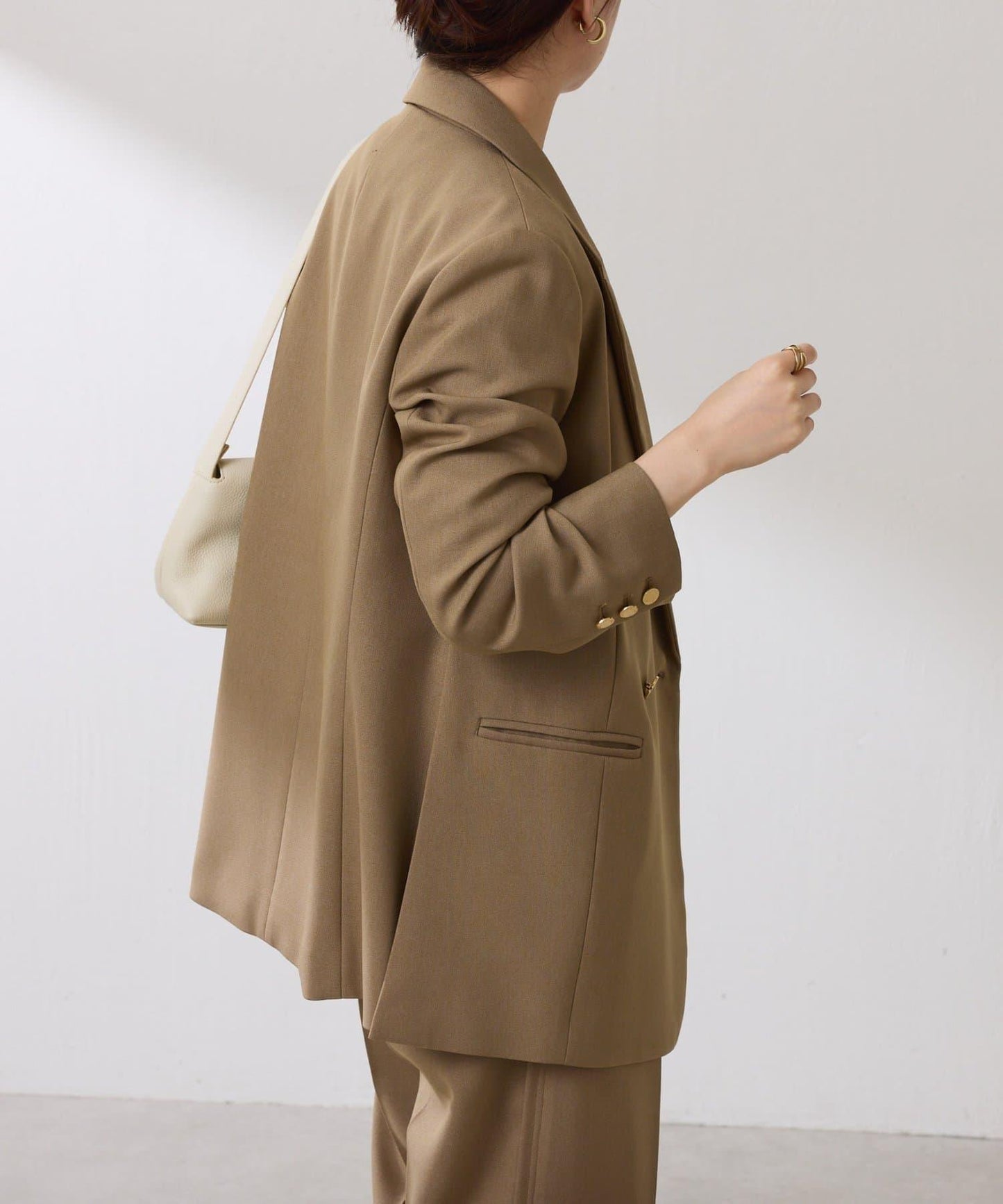 【復古款商品】羊毛仿製雙排扣夾克/卡帶服