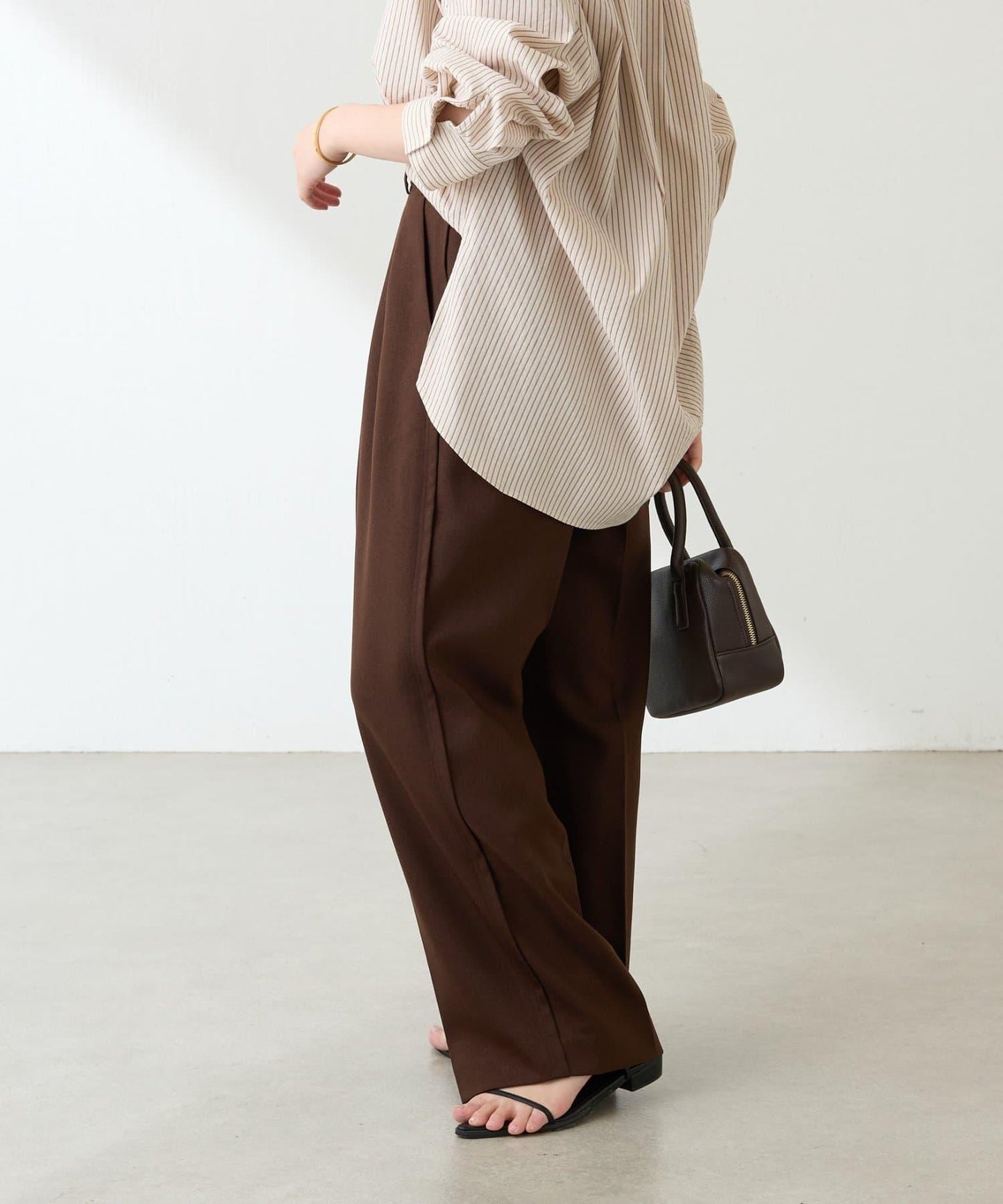 【復古/修飾腿部線條】羊毛感折褶褲/卡塞特服