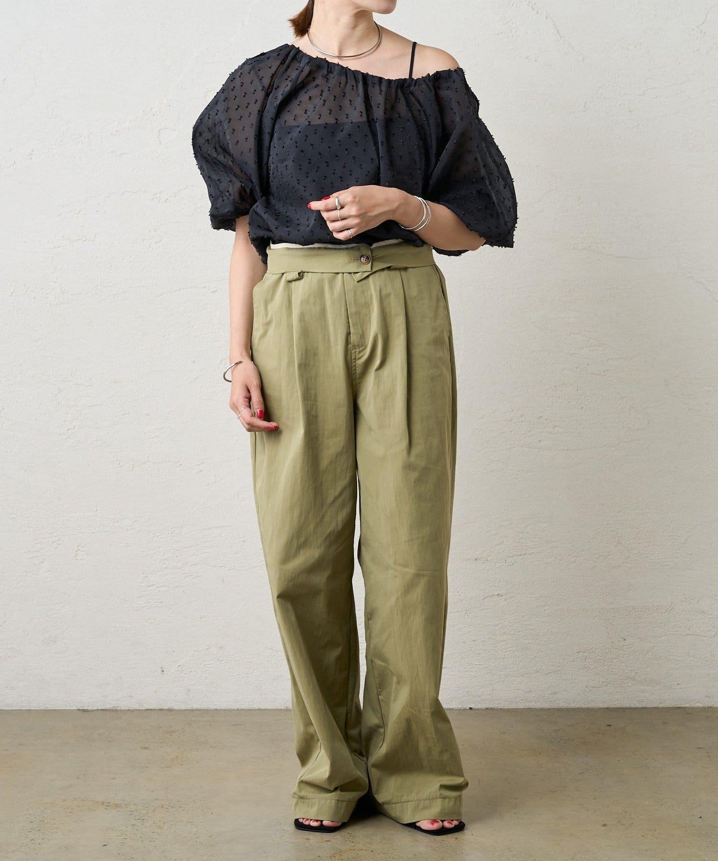 《今年的潮流》軍裝褲