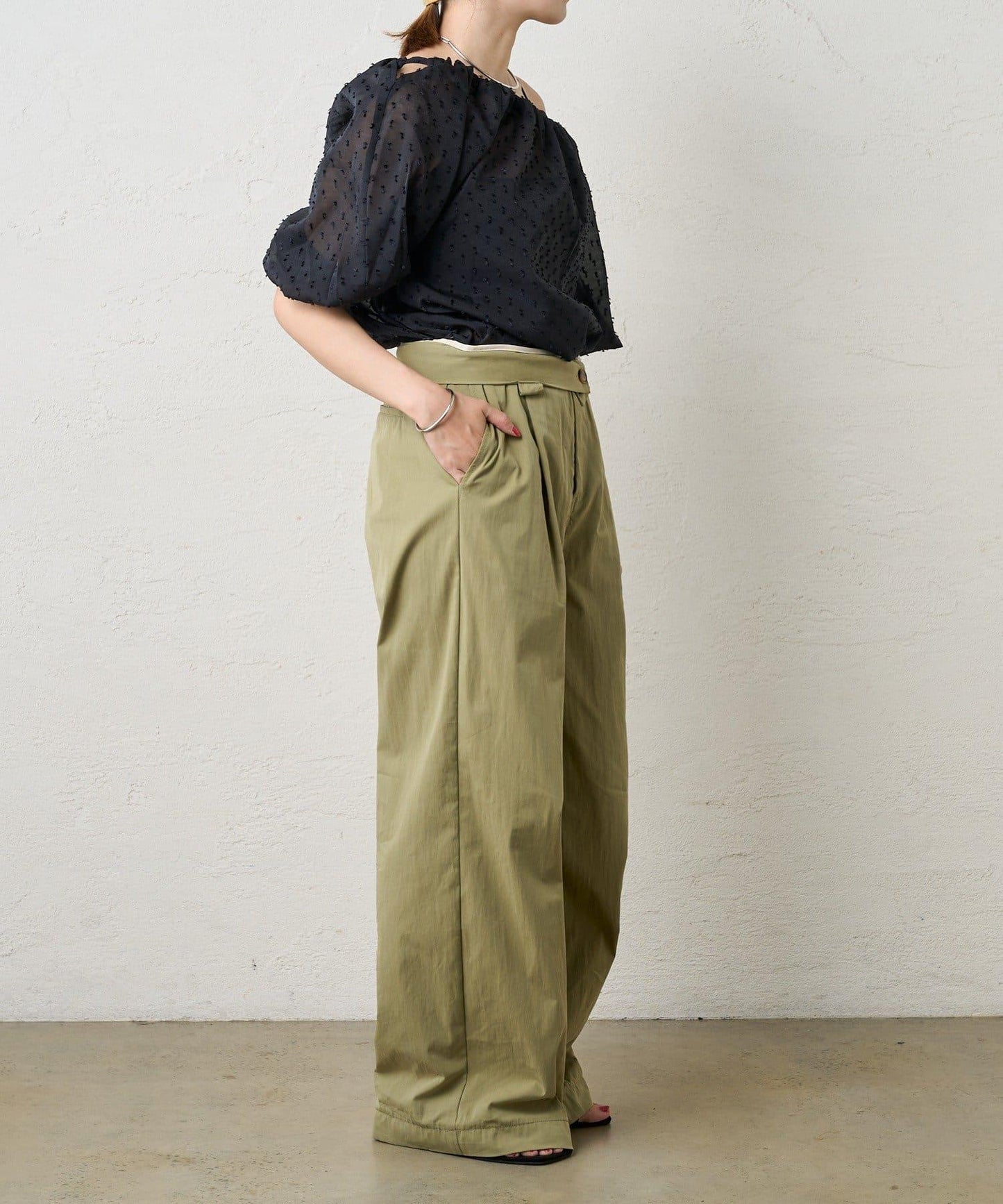 《今年的潮流》軍裝褲