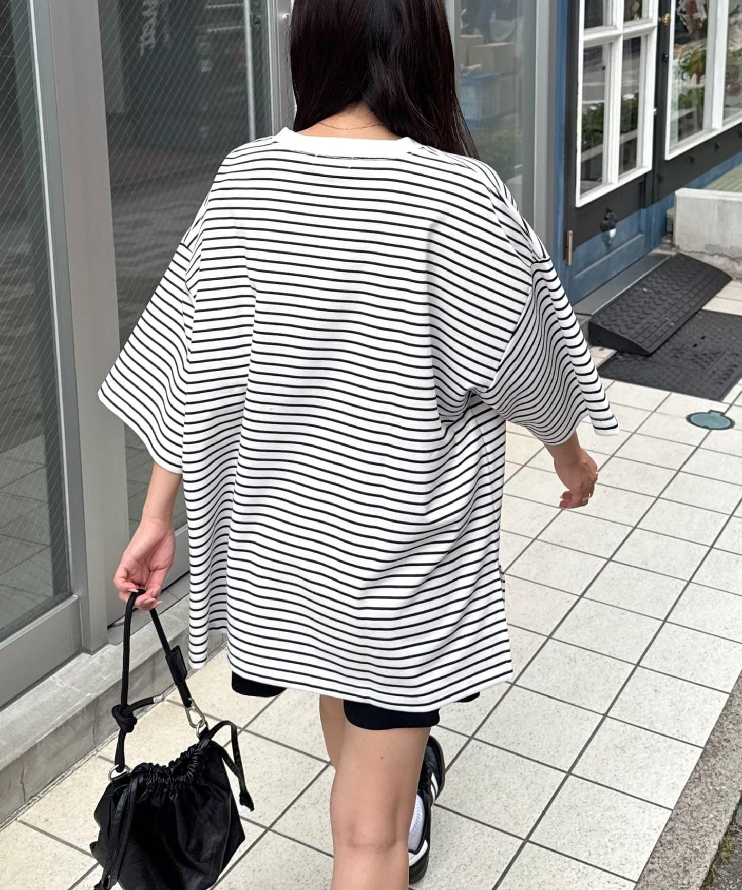 【男女通用】平紋高計數側開叉寬鬆T恤