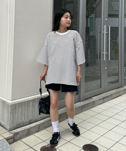 【男女通用】平紋高計數側開叉寬鬆T恤