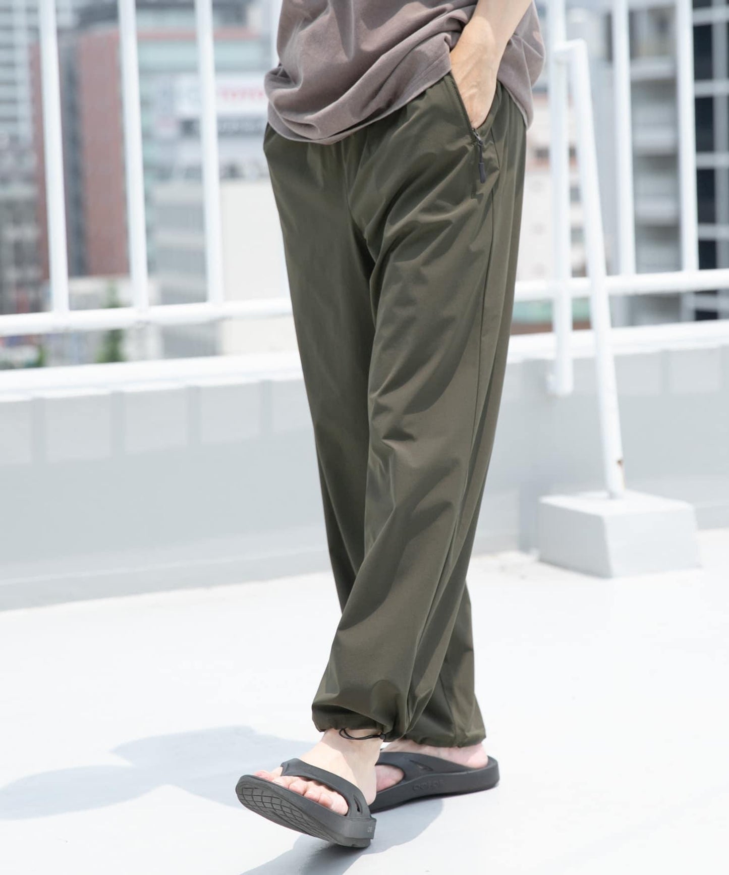 尼龍彈力休閒褲