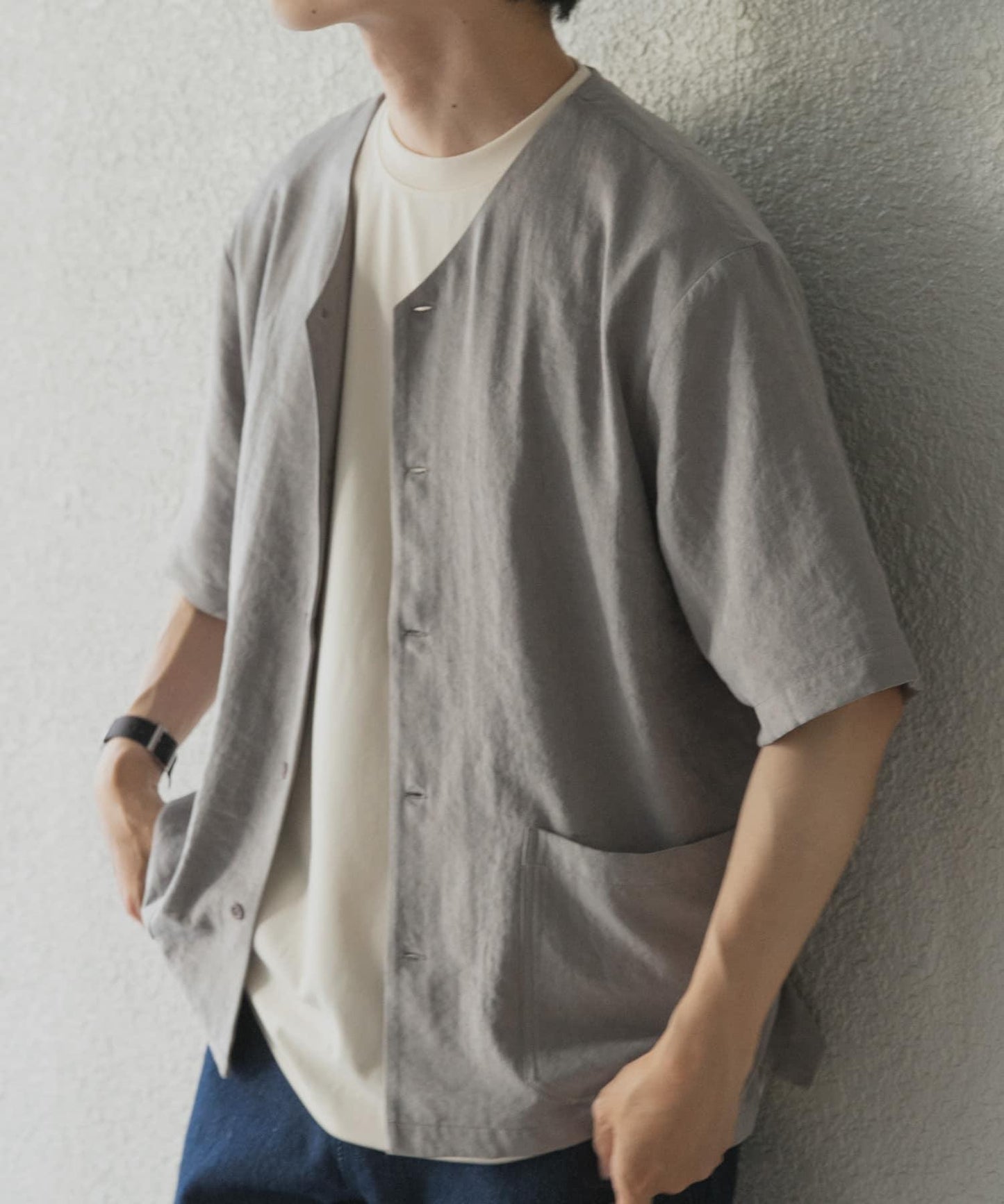 F.S. V領短袖襯衫