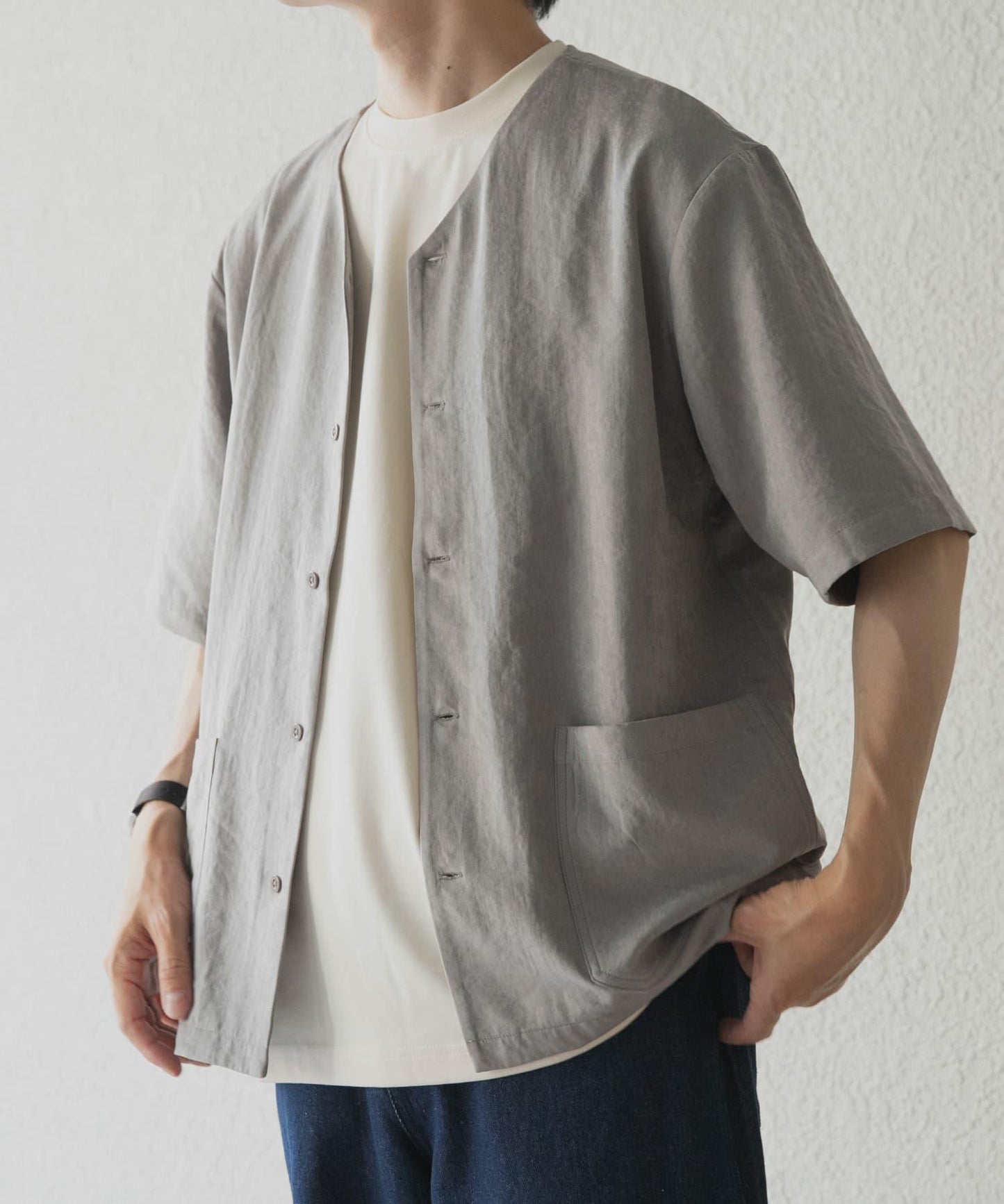 F.S. V領短袖襯衫