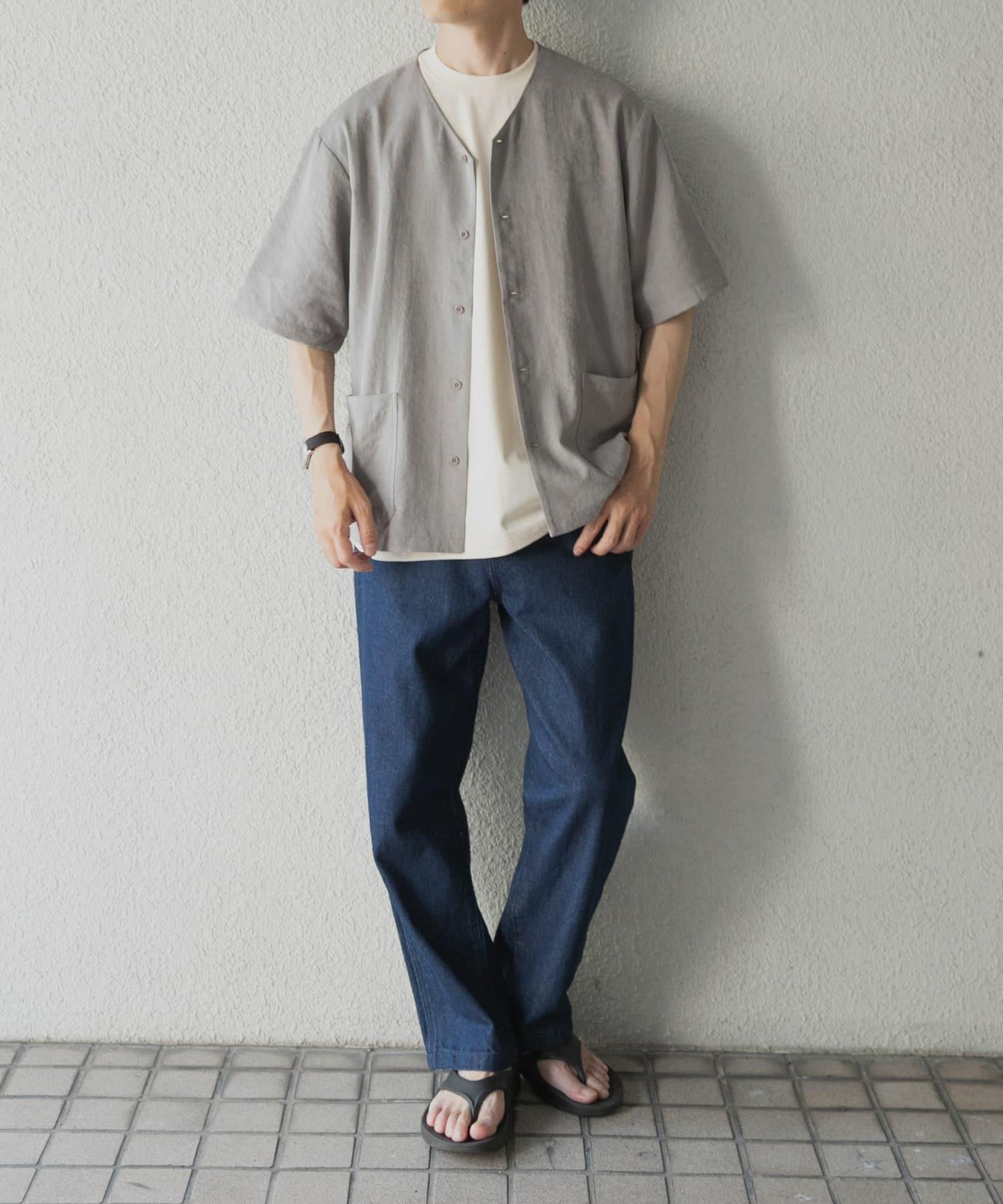 F.S. V領短袖襯衫