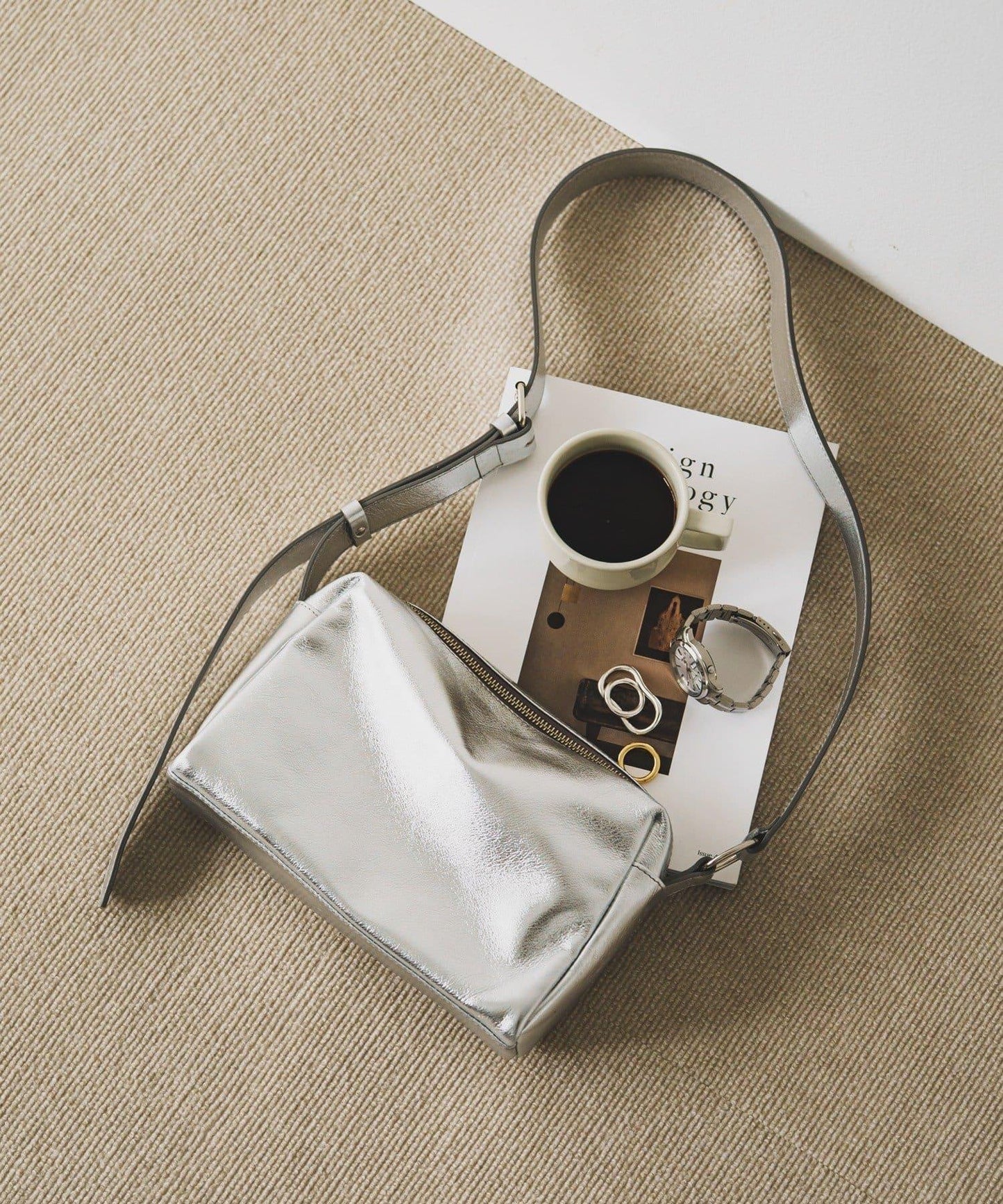 皮革方形肩揹包