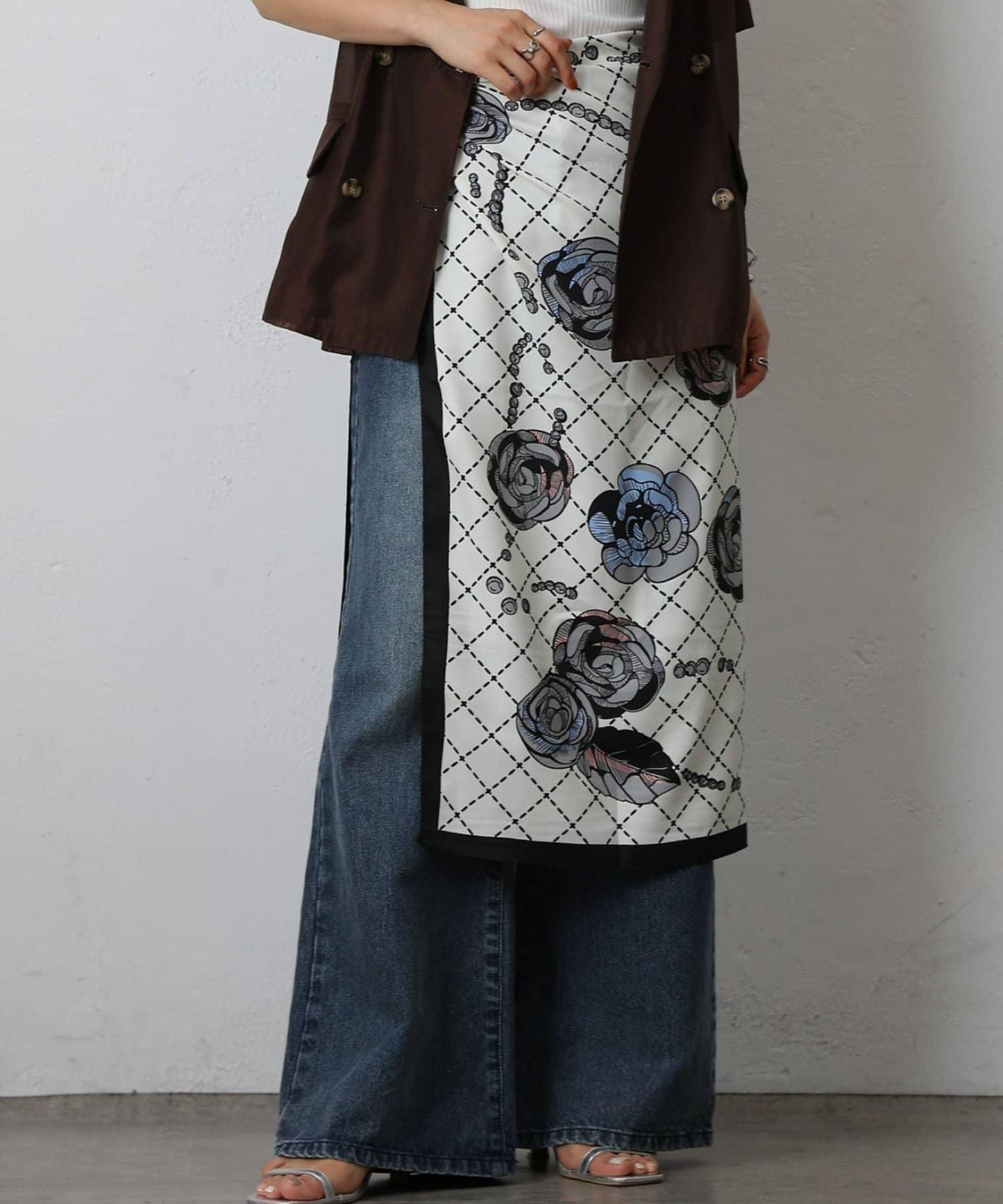 花卉圖案大方巾 90×90