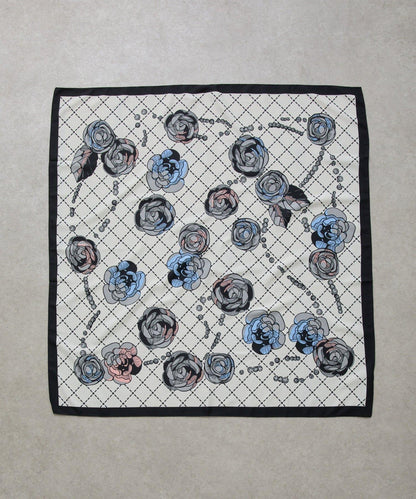 花卉圖案大方巾 90×90