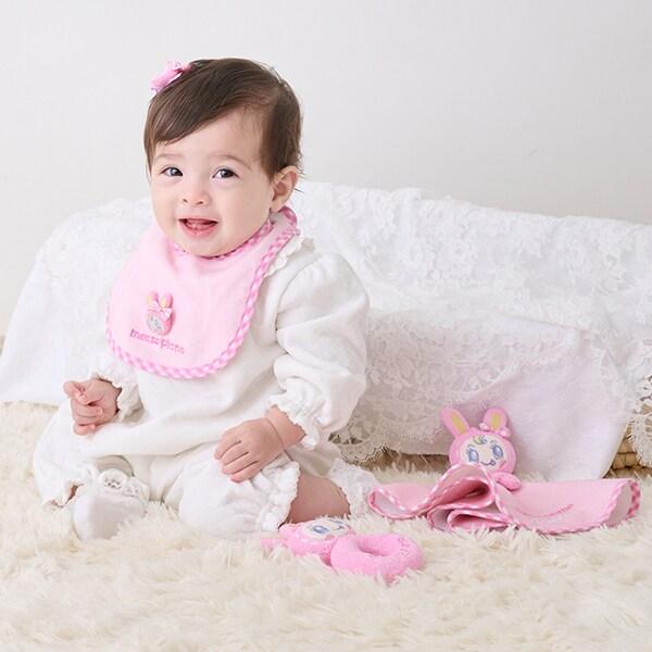 帶有ベビーベリエちゃん圖案的嬰兒圍兜