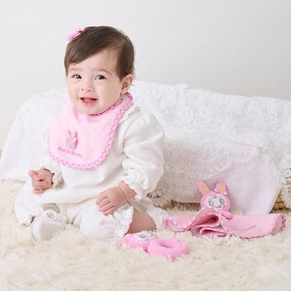 帶有ベビーベリエちゃん圖案的嬰兒圍兜