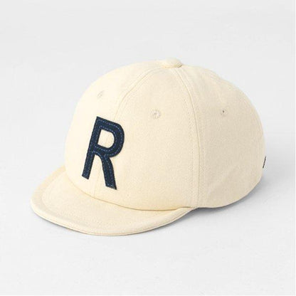 字母標誌棒球帽