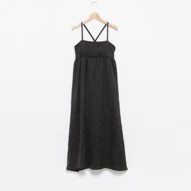 【LADIES】吊帶連衣裙