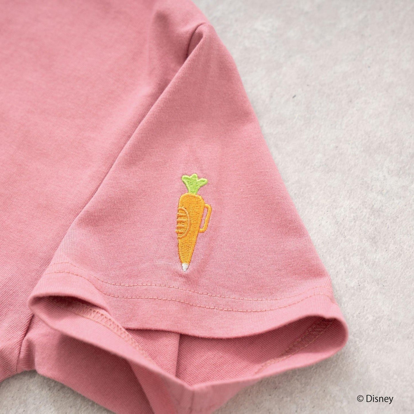 【瘋狂動物城】徽章刺繡寬鬆短袖T恤