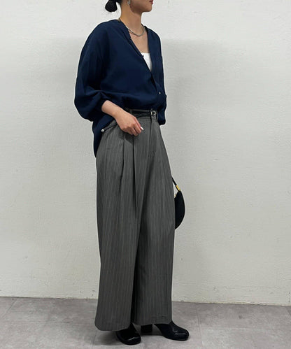 袖口收口V領襯衫