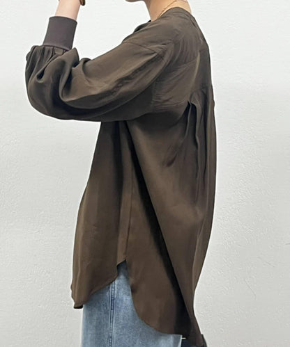 袖口收口V領襯衫