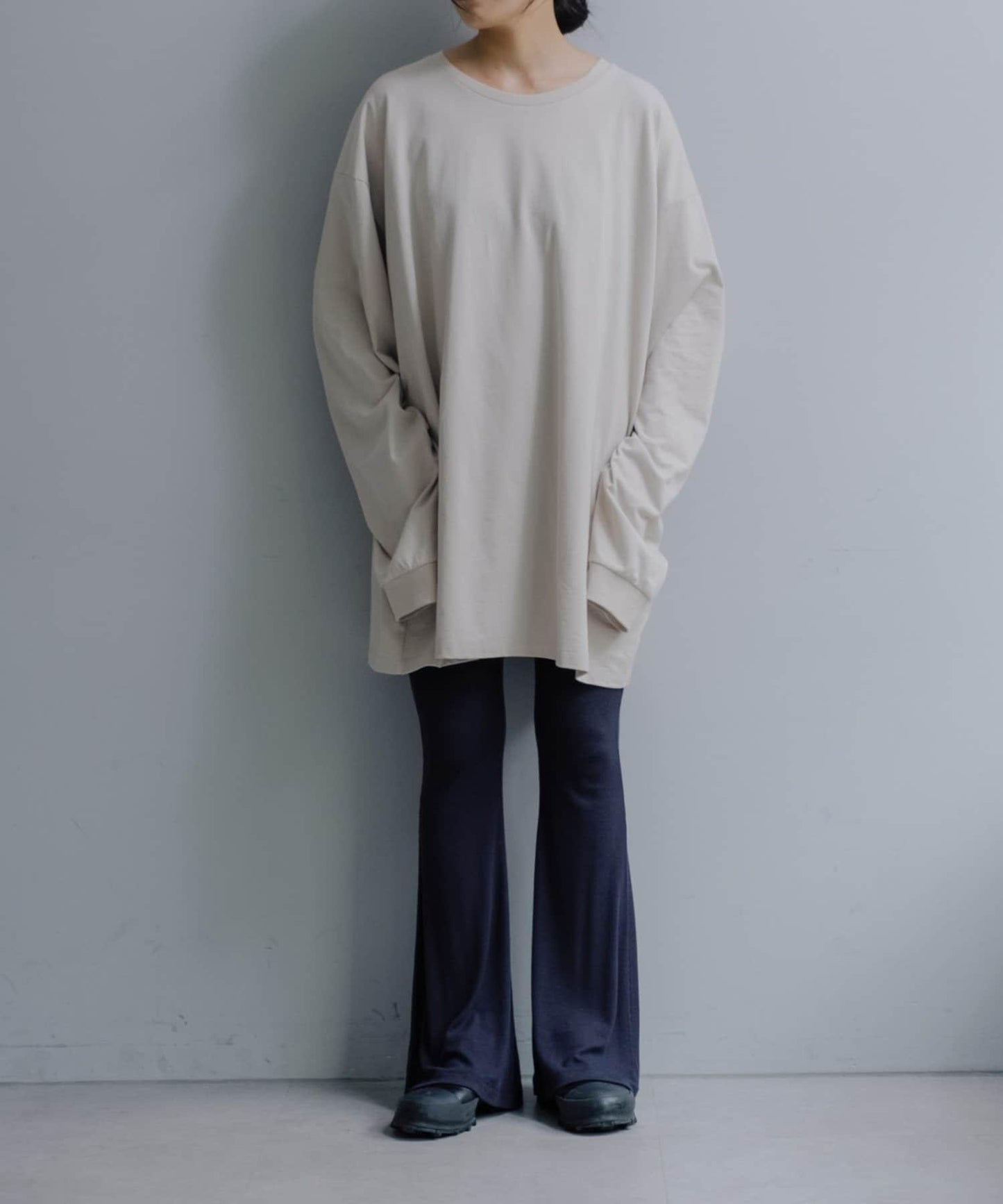太大的長袖T恤