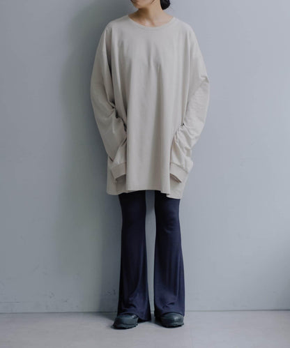太大的長袖T恤