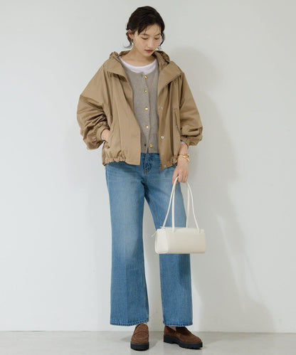 中高腰中筋喇叭牛仔褲