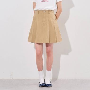 百褶裙×安全褲套裝