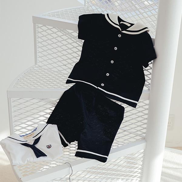 水手服