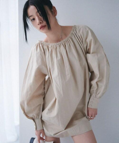泡泡袖迷你連衣裙