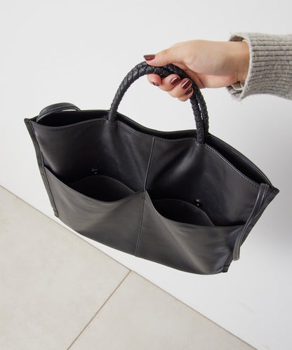 タッセルトートバッグ《本革/A4サイズ対応》