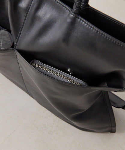 タッセルトートバッグ《本革/A4サイズ対応》