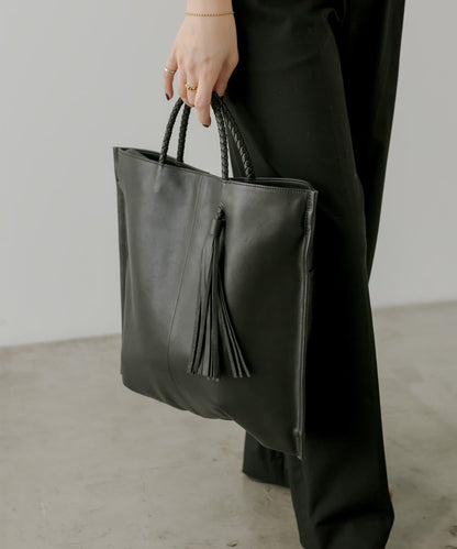 タッセルトートバッグ《本革/A4サイズ対応》