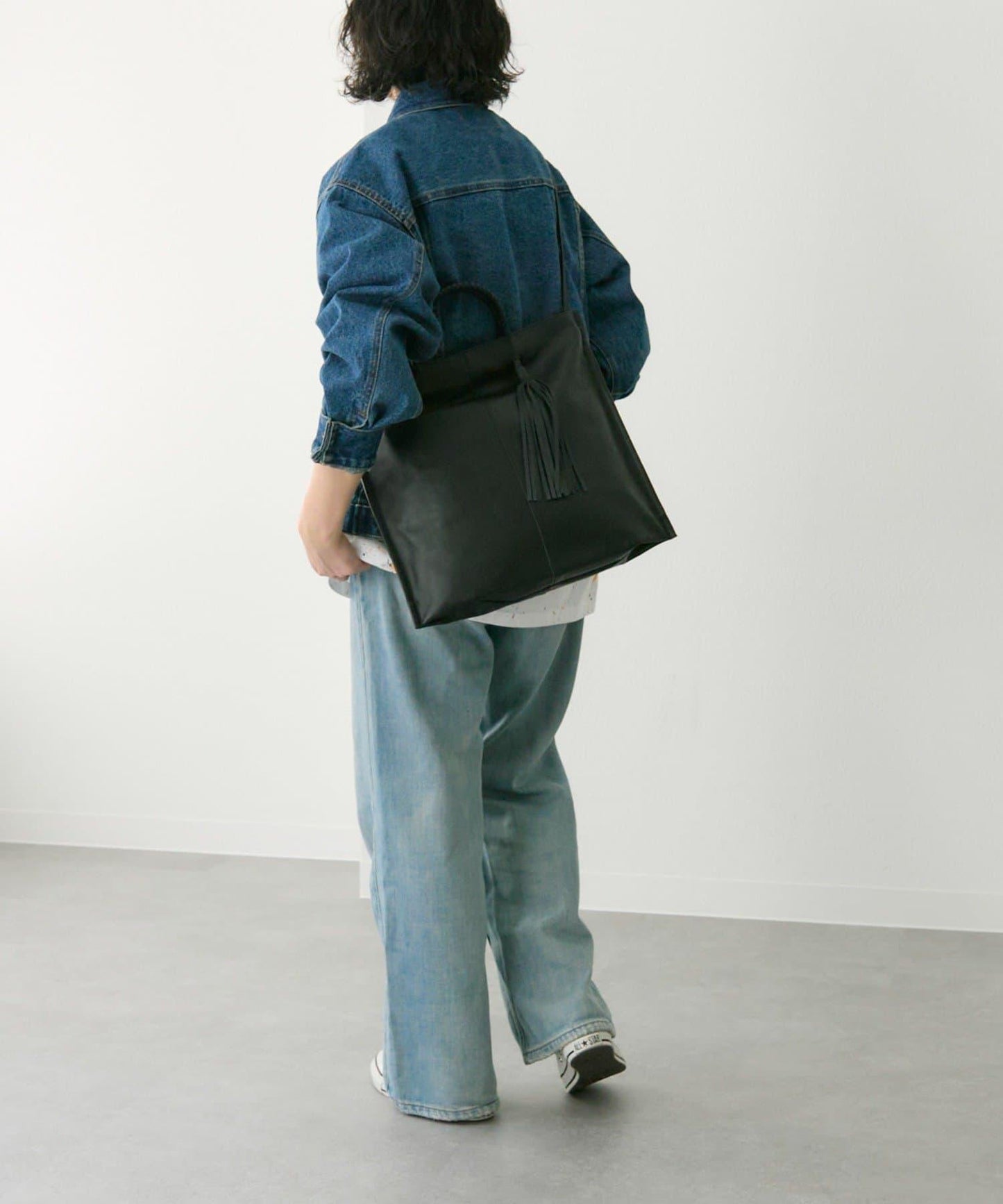 タッセルトートバッグ《本革/A4サイズ対応》