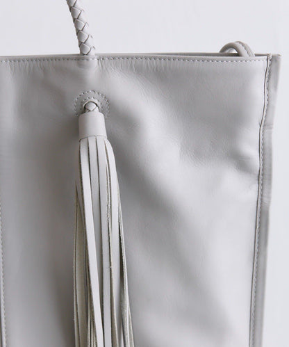 タッセルトートバッグ《本革/A4サイズ対応》