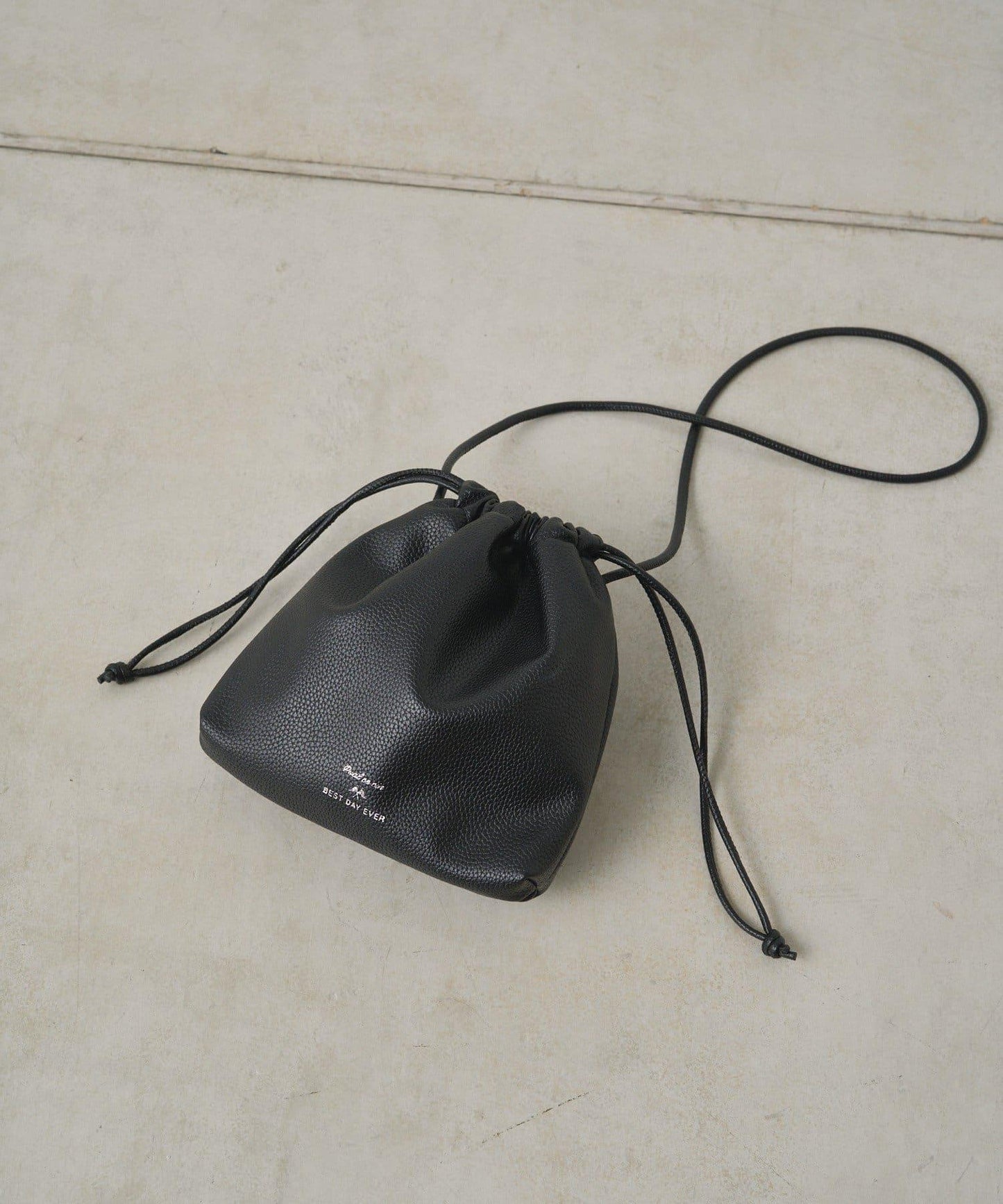 【復古/新色登場】仿皮綁帶袋