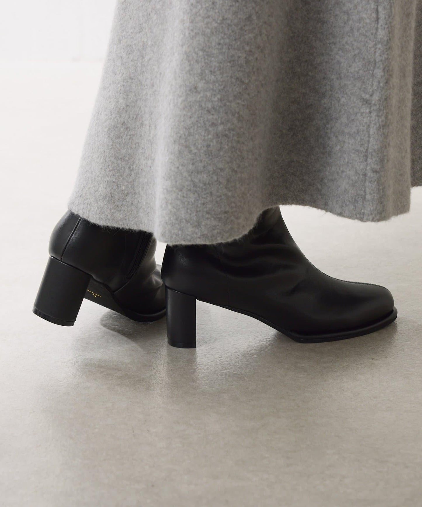 【PAPILLONNER/パピヨネ】ラウンドトゥーショートブーツ