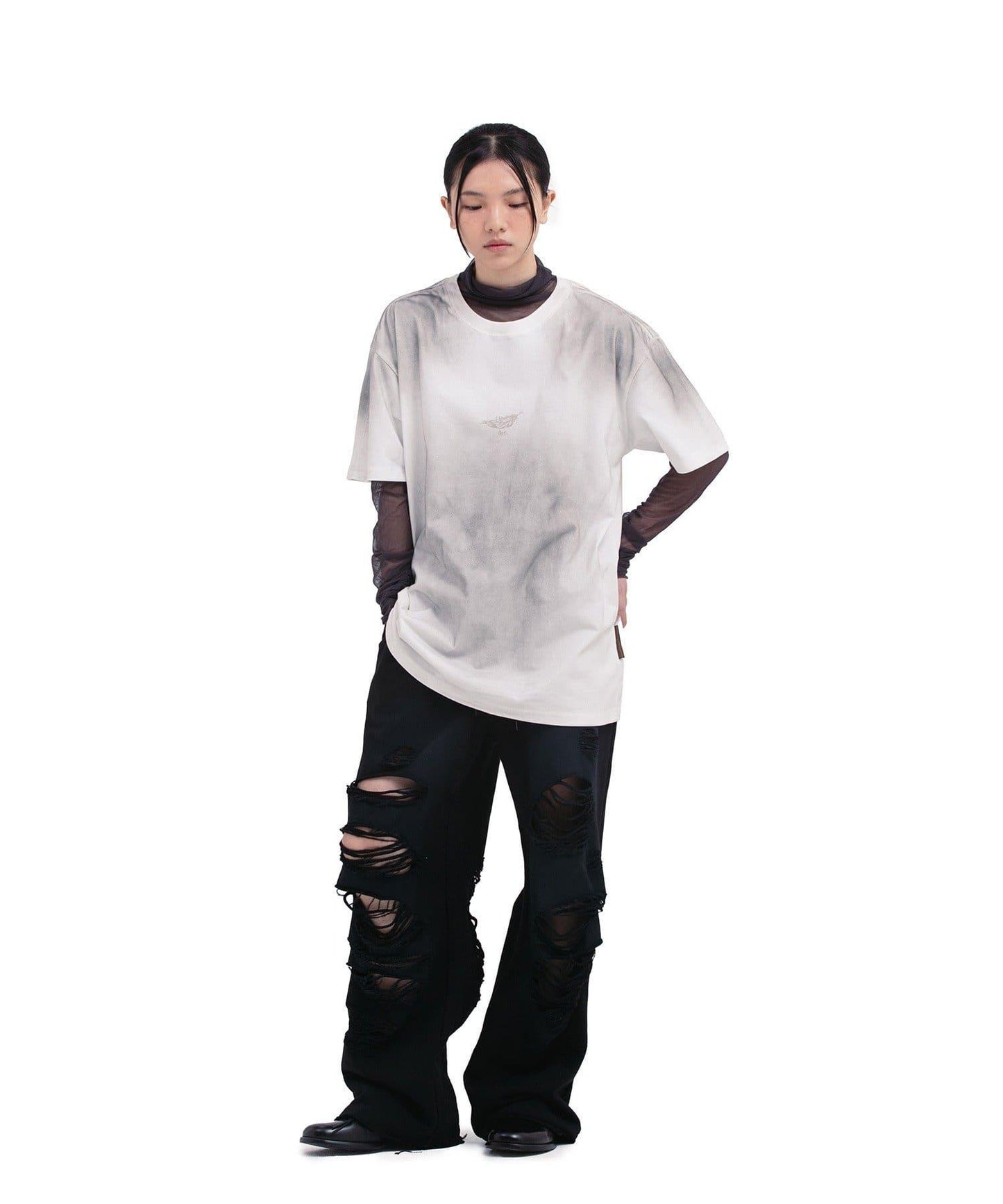 【DEFGARMENTS/デフガーメンツ】FEATHER BLUSH T-SHIRTS