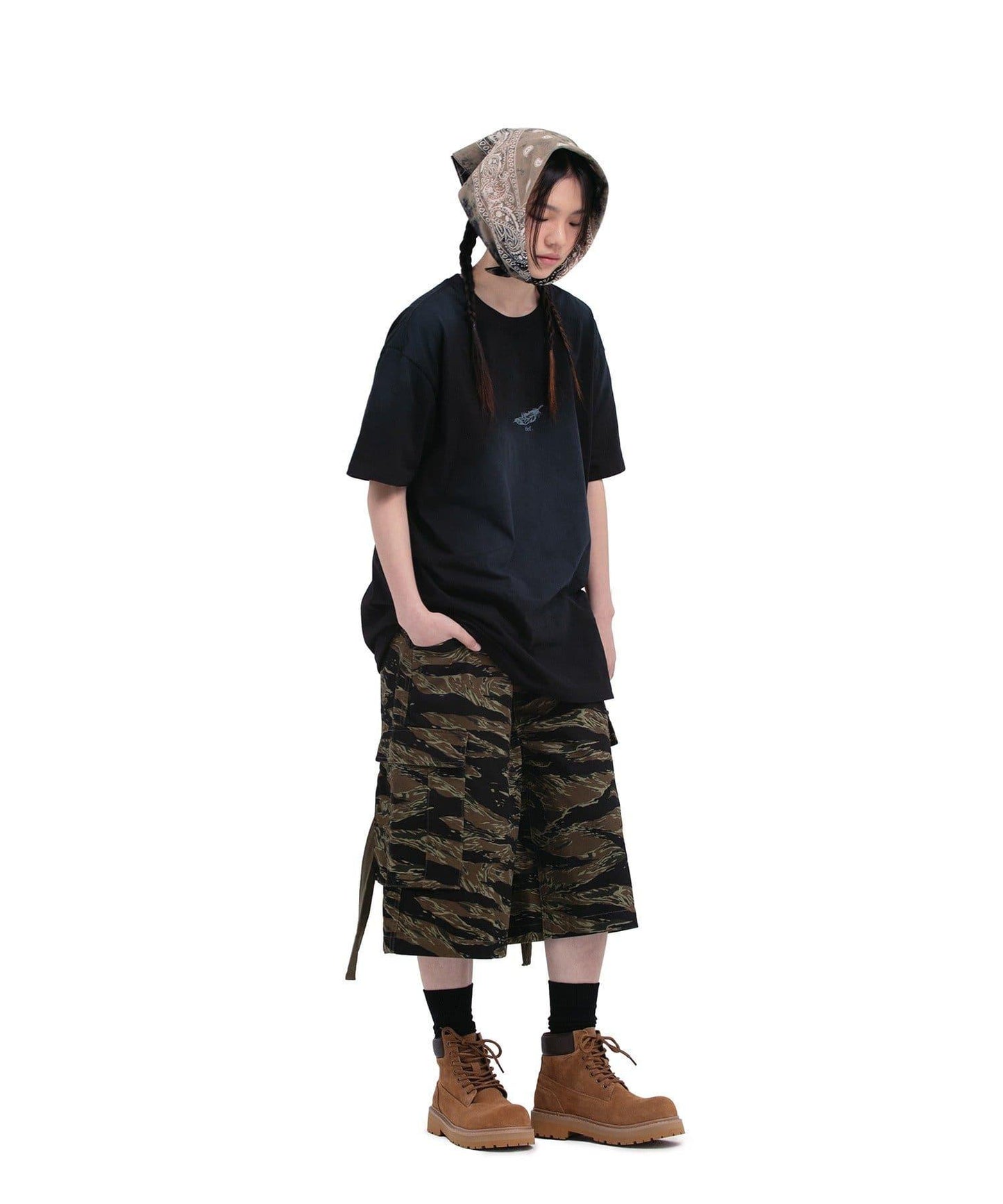 【DEFGARMENTS/デフガーメンツ】FEATHER BLUSH T-SHIRTS