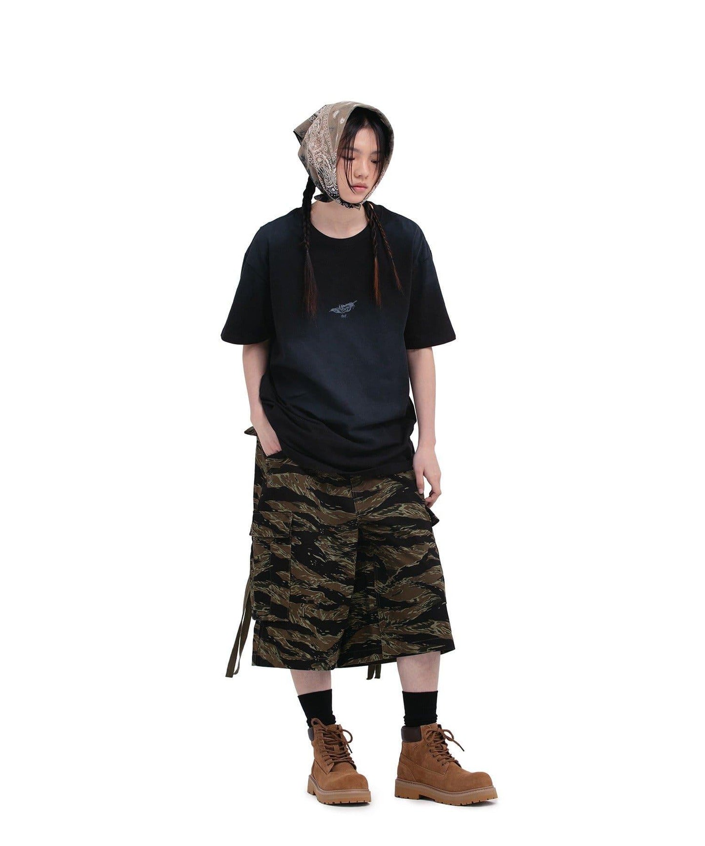 【DEFGARMENTS/デフガーメンツ】FEATHER BLUSH T-SHIRTS