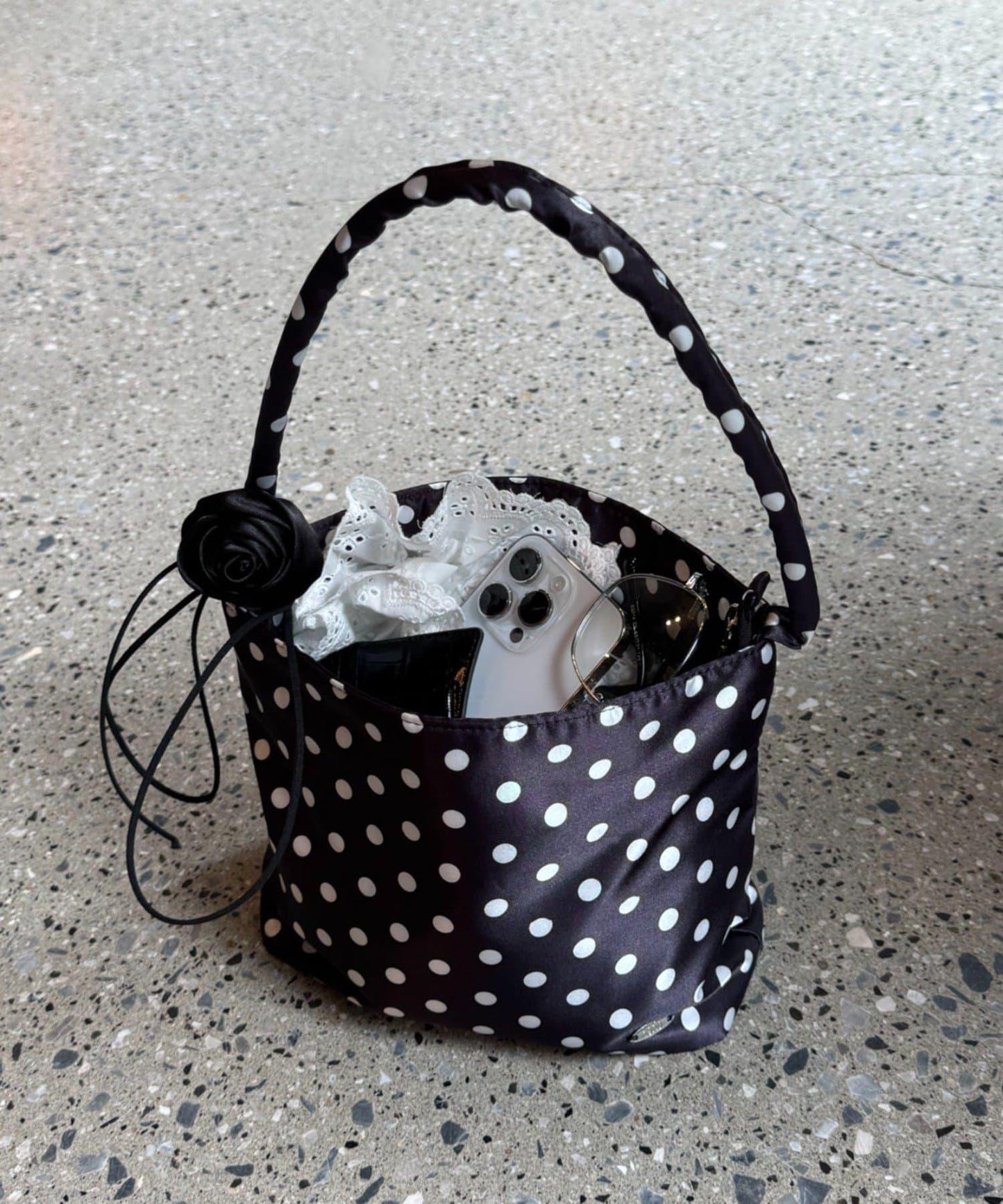 【CIAOPANIC TYPY】帶玫瑰吊墜緞面包