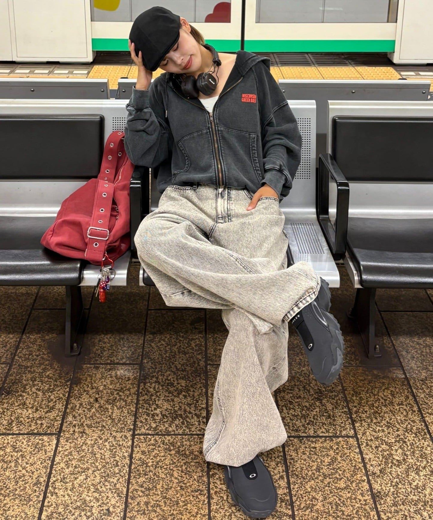 【薩基企劃】【可調節腰圍】超染褶皺設計牛仔褲