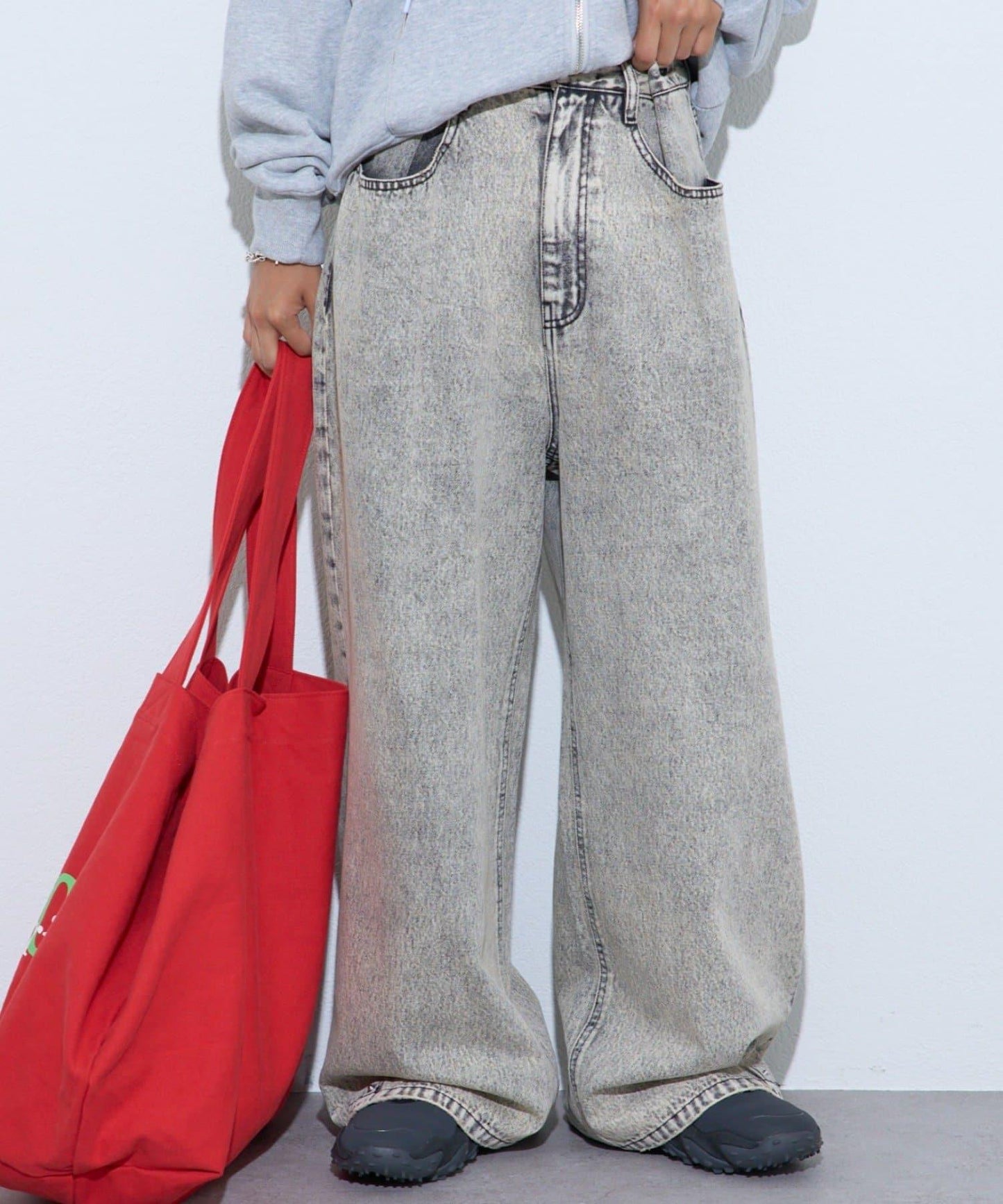 【薩基企劃】【可調節腰圍】超染褶皺設計牛仔褲