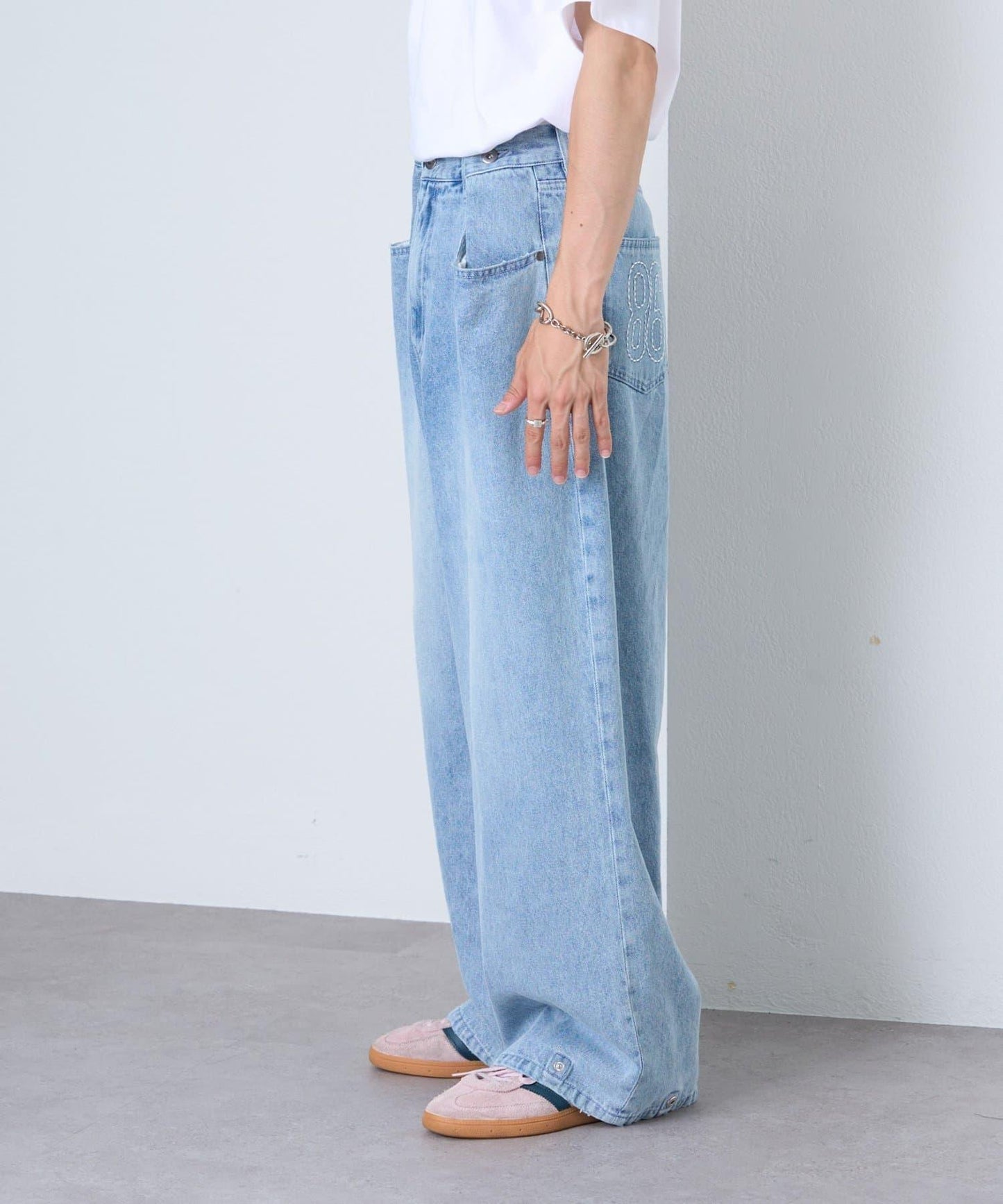 【薩基企劃】【可調節腰圍】超染褶皺設計牛仔褲