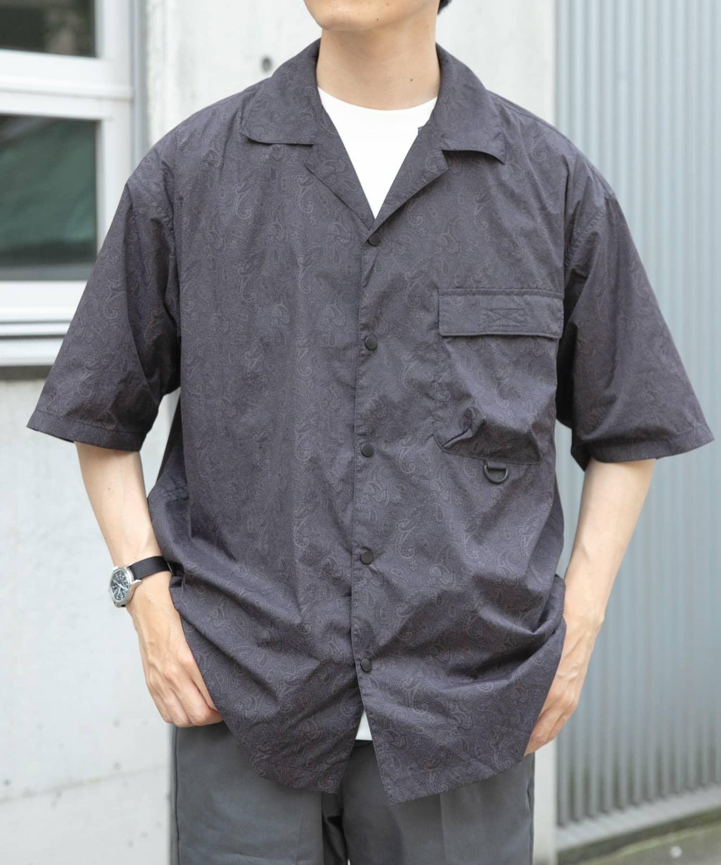 「套裝可搭配」尼龍佩斯利短袖襯衫