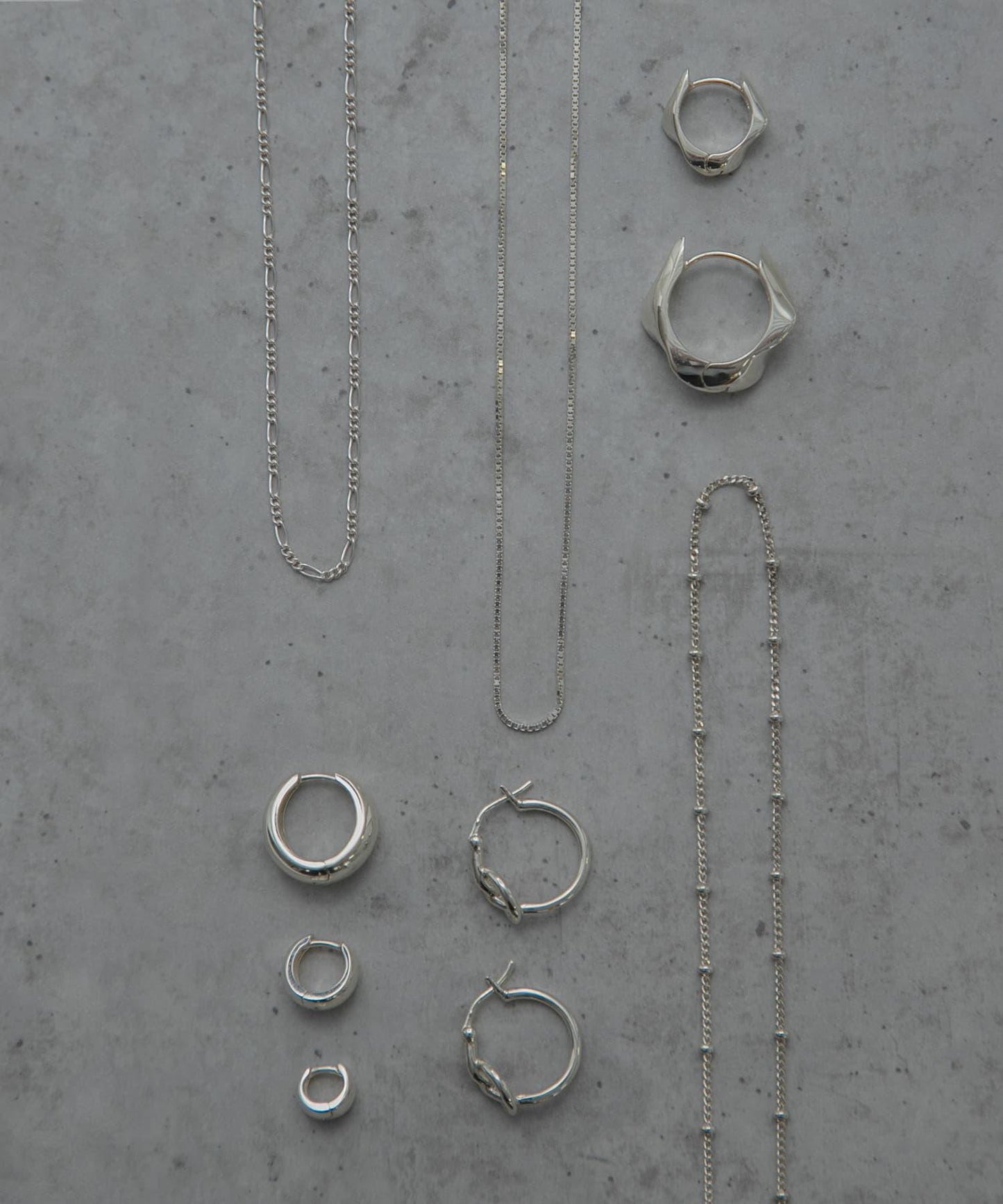 decor『デコール』豐盈水滴耳環 M 銀色