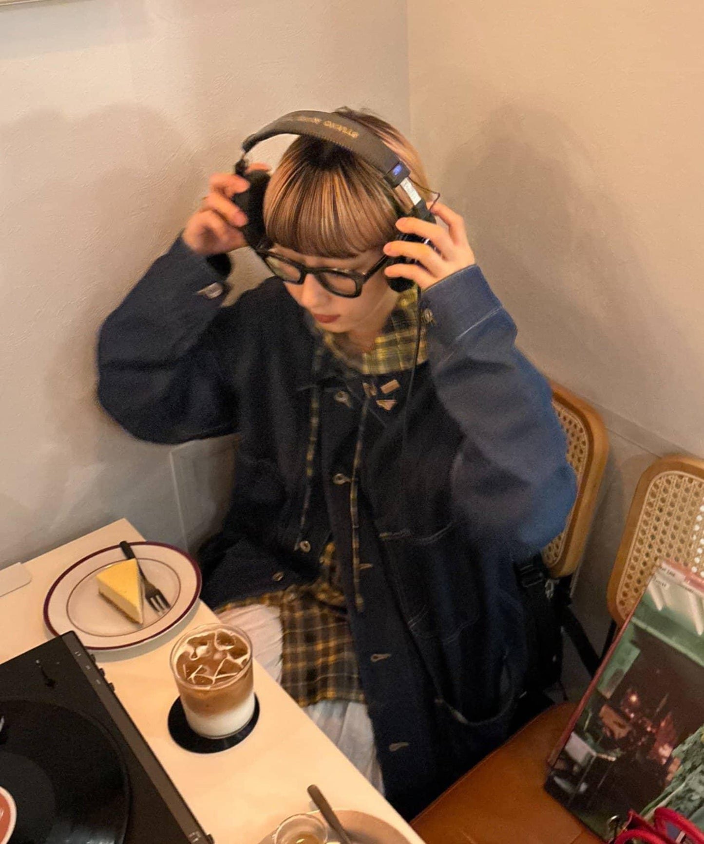 【亞卡企劃】帶食物口袋的混搭加工格子襯衫