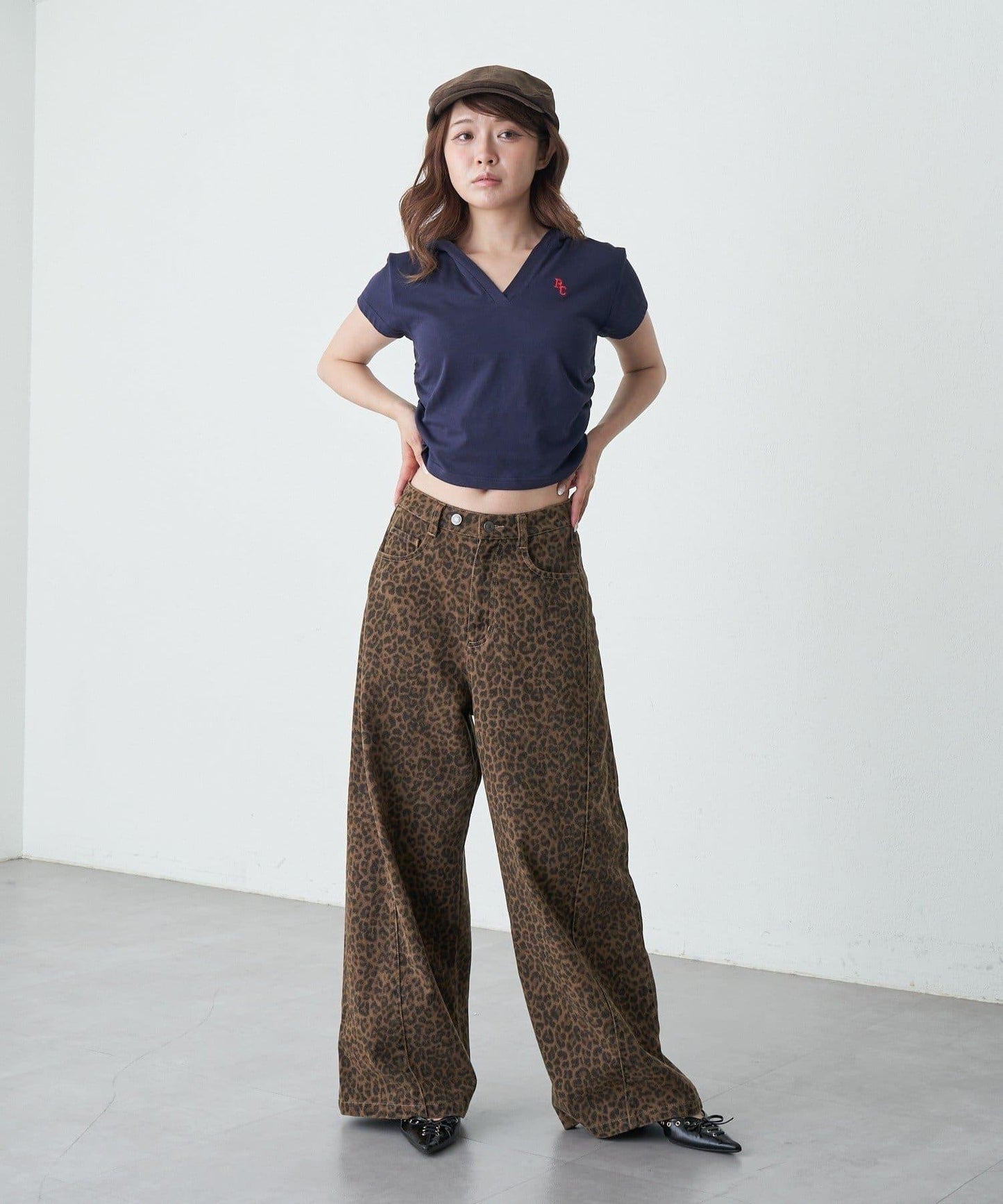 側邊拼接寬鬆褲