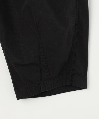 防撕裂寬鬆款短褲